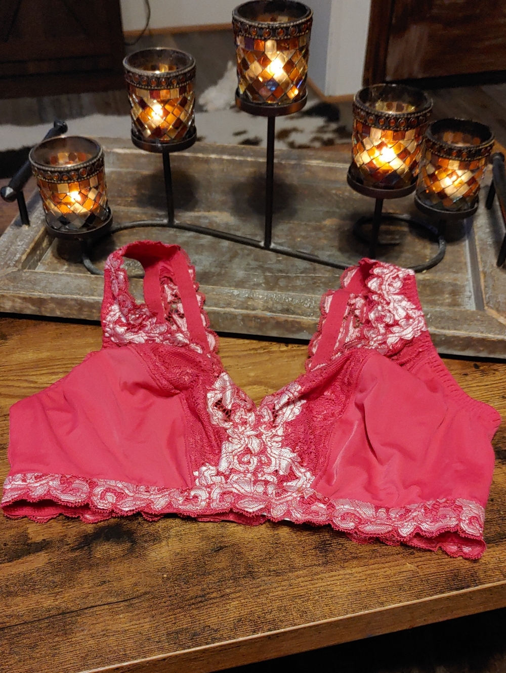 NWOT Breezies Medium Sexy Rose Red Lace Unpadded Wirefree Bralette